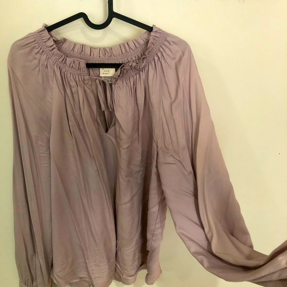 Boho Lavender Peasant Top - Picture 3 of 3